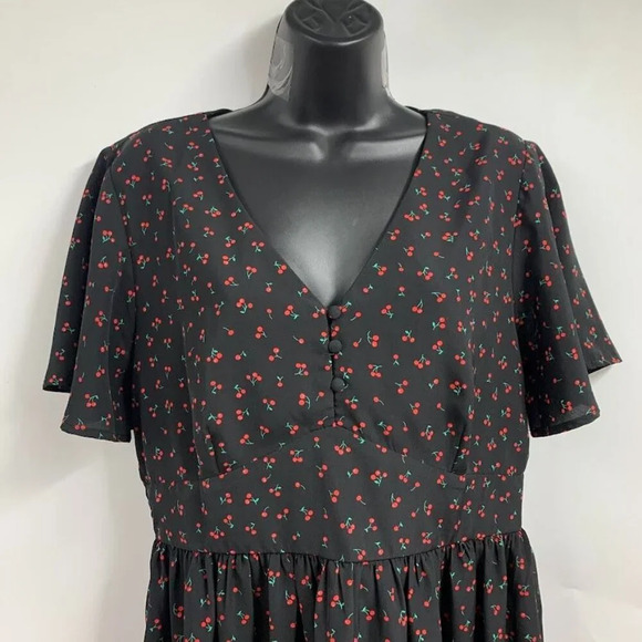 Ellison Women's Cherry Patterned V Neck Sheath Dress Size‎ M - Picture 3 of 13